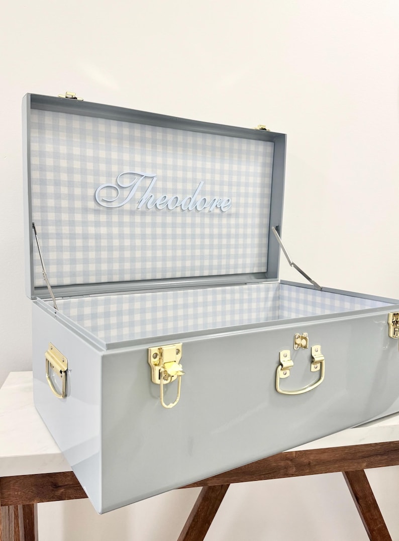 Custom Keepsake Trunk for Boy First Birthday Gift for Son Toddler Gift for Nephew Christmas Gift Grandson Heirloom Gift Boy Nursery Decor boy keepsake trunk petite Keep trunk for boy first birthday party nephew gift for grandson boy memory box trunk for child gift idea for a boy baptism Christmas gift idea for nephew gift for newborn baby boy nursery decor blue keepsake trunk gift for baby shower boy gift for grandson heirloom keepsake firstborn gift memory box for new mom boy mom gift idea