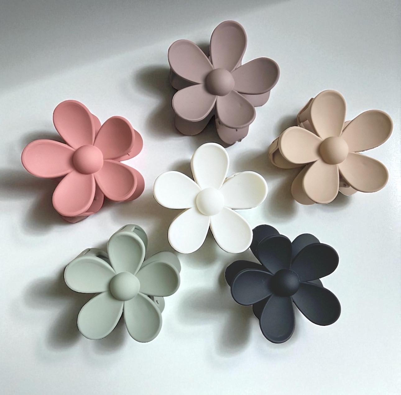Flower Hair Claw Clip Daisy Flower Hair Clip Updo Hair Accessories Teen Hair Clip Daughter Hair Clip Christmas Teen Girl Stocking Stuffer