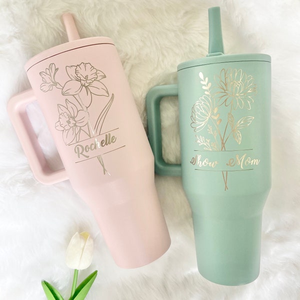 Engraved Tumbler Personalized Water Bottle Cup Engraved Gift for Wife Christmas Gift for Mom Custom Tumbler for Daughter Birthday Gift