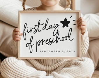 First Day of Preschool Minimalistisch First Day of School-bord First Day of Preschool Bewerkbaar bord Terug naar school-poster afdrukbaar