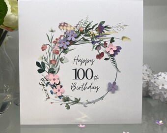 Biglietto D'Auguri Per 100° Compleanno Con Fiori - Old English Company - Cartolina Tradizionale 15x15 Cm Con Busta - Fronte Colorato, Interno Bianco Per Messaggio Personale
