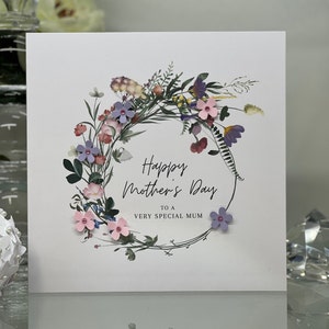 Muttertagskarte, handgemachte Muttertagskarte mit Wildblumenkranz und 3D-Blumen, Luxus-Muttertagskarte, Besondere Muttertagskarte