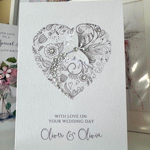 Carte de mariage personnalisée, Papillon en papier 3D, Carte de mariage d'amis, Mariage d'une soeur, Carte des jeunes mariés, Carte de mariage, Carte de mariage sur mesure