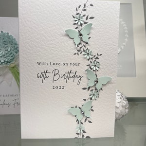 Carte 60e anniversaire, carte soixantième anniversaire, 60e carte, 60e carte Happy, 60e carte luxe, souvenir 60e, fleurs 3D, papillons 3D, gemmes