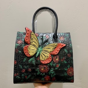 Bolso de mano de piel con estampado floral y mariposas en 3D, cartera con asa superior, bolso de mano de piel pintado a mano, bandolera de piel de vaca, regalo para ella