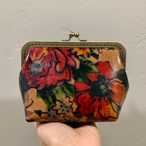 Cartera/cartera de mano/bolso de hombro/bolso de noche de piel auténtica estilo vintage cosido a mano con estampado floral