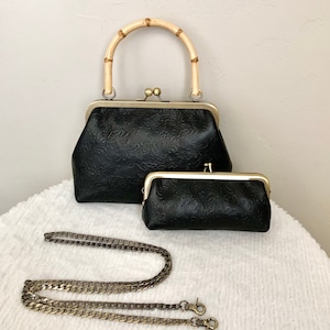 Encaje floral en relieve de cuero genuino retro, bolso Kisslock con mango de bambú real y conjunto de embrague pequeño