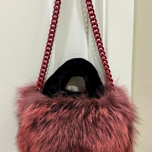 Bolso de mano de piel de zorro real con degradado granate, bolso de mano con asa de piel y zorro real hecho a mano, bolso de hombro de piel de zorro, bolso cruzado de piel de zorro real que incluye 2 correas