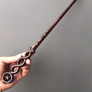 Wooden Wand, Made By Hand, Star Magic Wand, Witch Wand-Wizard Wand, The best gift for Halloween And Christmas.