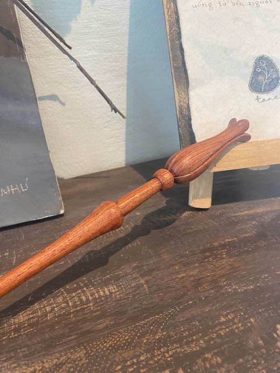 Luna Lovegood Wooden Wand, Hand-carved Wands, Handcrafted Flower Magic Wand With Multiple Delicate Lines, Perfect gift for potterhead