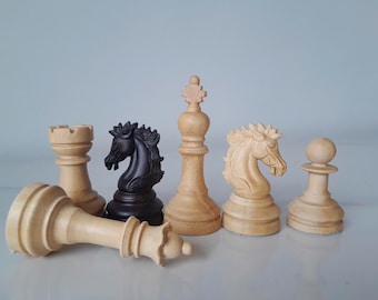 オリジナルの中世デザインのチェスの駒 - Etsy 日本