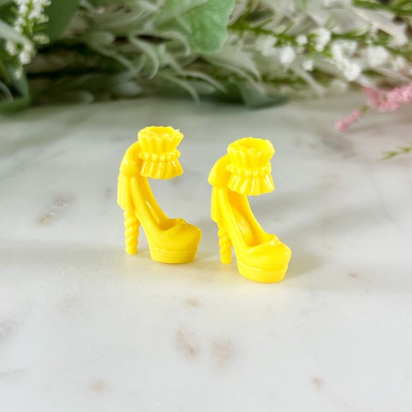 Christmas Gift, Doll Shoes, Bright Yellow High Heeled Shoes, pretend play for girls, Birthday gift for girl, Doll Dress