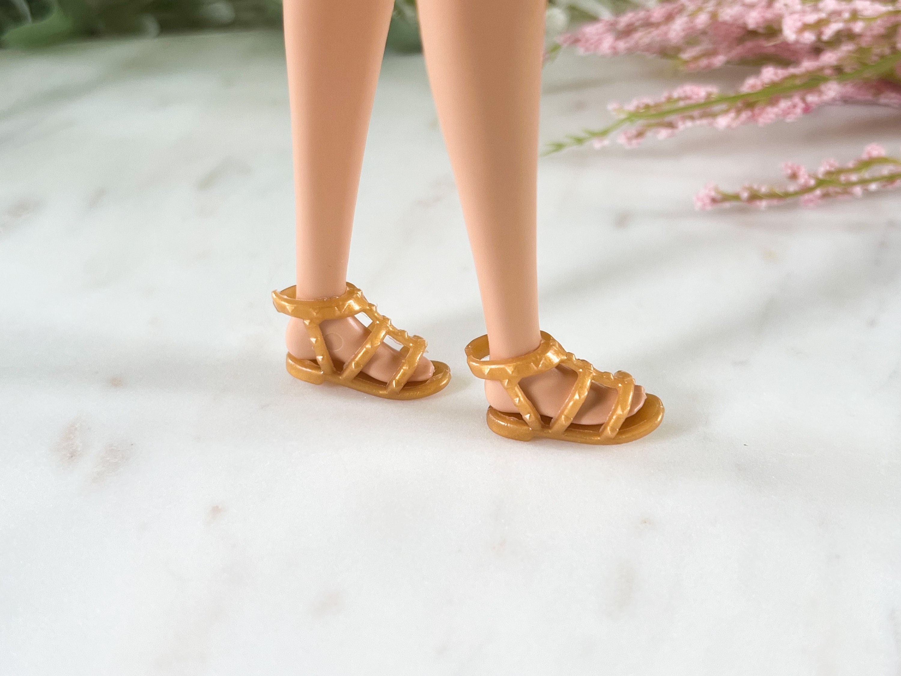 Flat foot barbie shoes hotsell