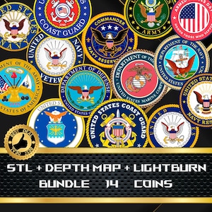 Puede incluir: Una colección de 14 monedas con temática militar, cada una con un emblema y texto únicos. Las monedas muestran varias ramas, incluyendo la Marina, la Guardia Costera y el Cuerpo de Marines. La imagen incluye el texto "STL + DEPTH MAP + LIGHTBURN BUNDLE 14 COINS."