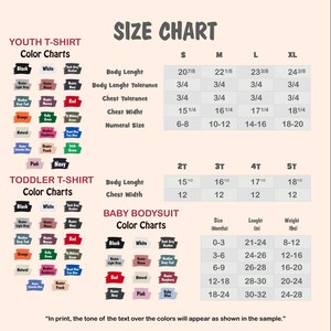以下が含まれることがあります： 子供用Tシャツ、幼児用Tシャツ、ベビーボディスーツのサイズチャート。身体の長さ、胸囲、サイズなどの測定値が含まれています。各衣類タイプの色見本も含まれています。