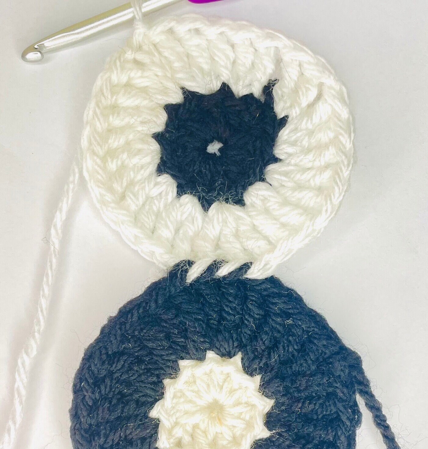 Yin & Yang Granny Square Crochet PATTERN digital PDF Only, Hippie Boho