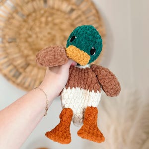 Della Duck Lovey Crochet Pattern: Low Sew Amigurumi (PDF Pattern) image 2
