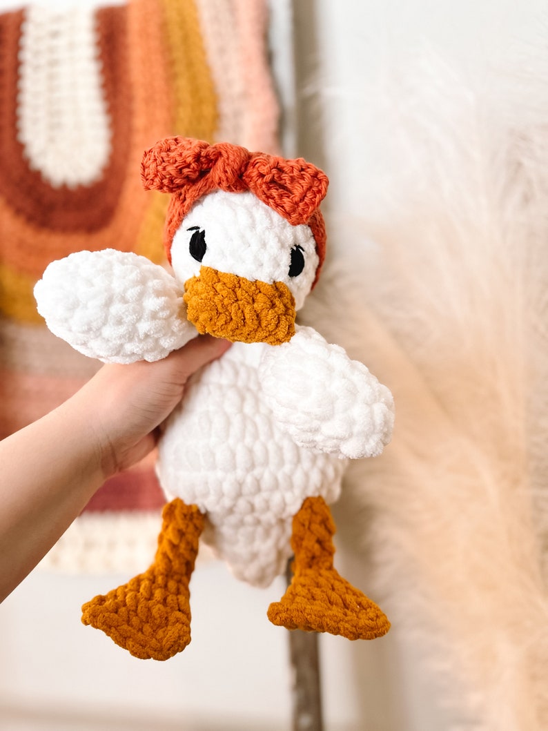 Della Duck Lovey Crochet PATTERN Duck Lovey Crochet Pattern Low Sew Crochet Amigurumi Pattern Duck Pattern Cute Crochet Pattern zdjęcie 9