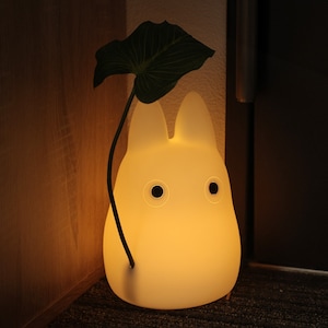 Small Totoro Honnori Lamp, Perfect Gift for Anime Lovers, Super Kawaii Perfect Holiday Gift