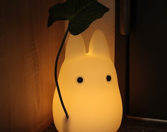 Small Totoro Honnori Lamp, Perfect Gift for Anime Lovers, Super