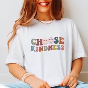 Choose Kindness T-shirt, Be Kind Tee, Retro T-Shirt, Positive Shirt, Kindness Shirt, Aesthetic Kindness, Spread Kindness Shirt, Smiley Face