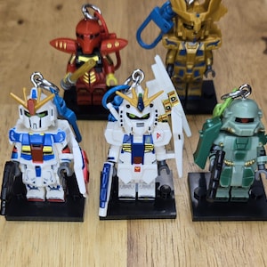 Gundam Mini Figure Keychain | Mecha Keyring | Anime Fan Gift