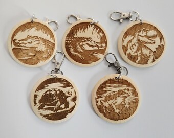Reptile & Frog Wood Keychain | Engraved Maple Animal Pendant | Personalized Reptile Gift