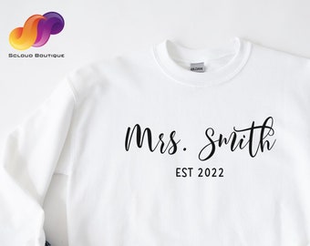Personalized Mrs Last name Sweatshirt | Bridal Shower Gift | Honeymoon Sweatshirt | Bride Personalized Sweatshirt | Bride to Be Sweat