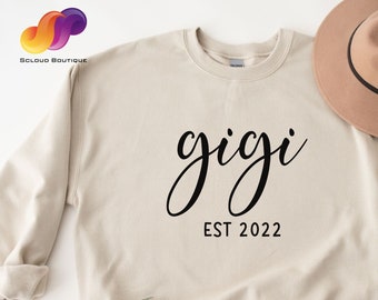 Custom Grandma Est Sweatshirt | Personalized Gift | Cute Gigi Shirt | Gift for Grandma | Mothers Day Gift | New Grandma Hoodie
