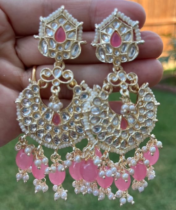 Light Pink Color Kundan Statement Pearl Ethnic Earrings | FashionCrab.com |  Light pink color, Statement pearl, Bold statement jewelry