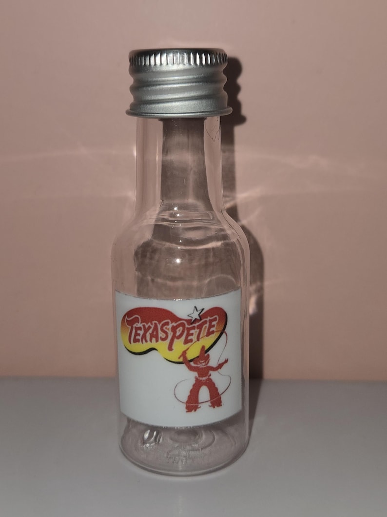 Hot Sauce Keychain Texas Pete (Empty)