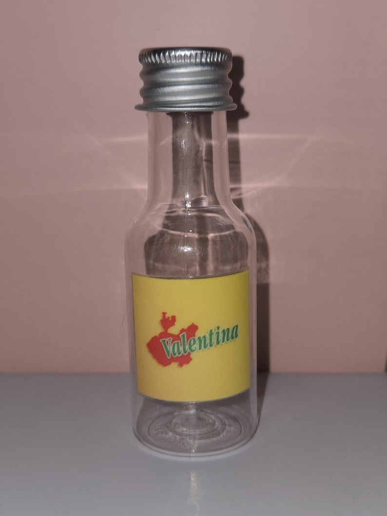 Hot Sauce Keychain Valentina (Empty)