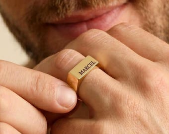 Custom Engraved Men's Signet Ring, Men’s Band, Personalized Name Pinky Ring, Gold Fathers Day Gift for Dad or Boyfriend, Anniversary Gift