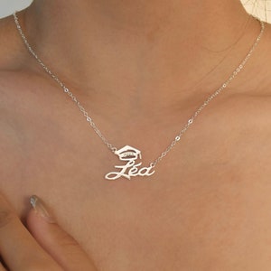 Custom Graduation Name Necklace,Personalized Graduation Necklace,Gold Name Grad Cap Necklace,Custom High School,Graduation Gift,Gift for Her