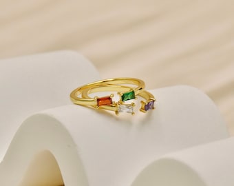 Duo bague avec pierre de naissance baguette, bague fine avec pierre de naissance, bague réglable avec pierre gemme, bague superposable personnalisée avec pierre gemme, cadeaux pour maman, cadeau pour elle