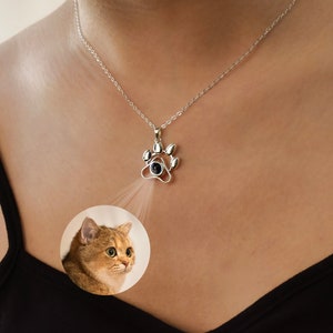 Paw Print Projection Photo Necklace,Pet Photo Pendant Personalized Necklace,Pet Memorial Jewelry,Photo Necklace Projection,Pet lover gift