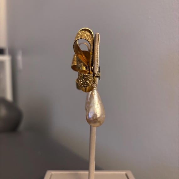 1940s Unsigned Miriam Haskell Bow And Pearl Earri… - image 6