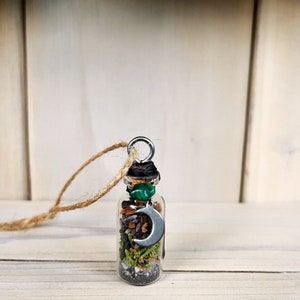 Travel Protection Spell Jar, Spell Bottle for Safe Travels with Malachite, Car protection charm