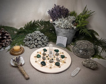 Crystal Grid for Money, Abundance and Success ~ Magnetic Goddess of Abundance Crystal Grid Kit, Attracts and Draws Good Fortune to You