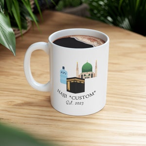 Hajja and Hajji - Islamic Mugs - Personalised Islamic Gifts, Hajj Gifts | Hajj Mubarak Mug | Madinah | Kaaba | Muslim Coffee