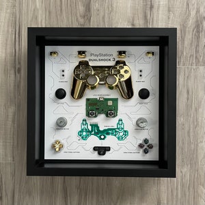 Chrome Gold DualShock 3 Controller Teardown Art