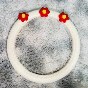 Red Flower Fleece Steering Wheel Cover: Winter Car Accessory