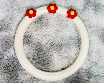 Red Flower Fleece Steering Wheel Cover: Winter Car Accessory