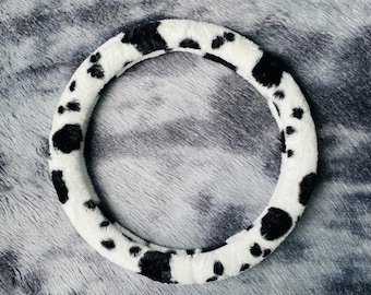 Plush Cow Pattern Steering Wheel Cover, Plush Car Accessories, Custom Letter Steering Wheel Cover, Anti-slip Steer Wheel Cover