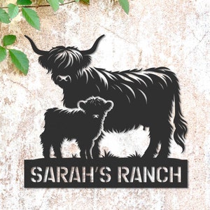 Benutzerdefinierte Highland Kuh Farm Schild, Highland Kuh Metall Schild, Bauernhaus Dekor, Ranch Dekor, Kuh Türschild Familie, Familie Name Schild