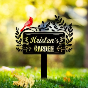 Customized Garden Stake Cardinal Sign, Cardinal Bird Garden Sign, Metal Stake, Garden Decor, Outdoor Gardening, Gift for Grandmother