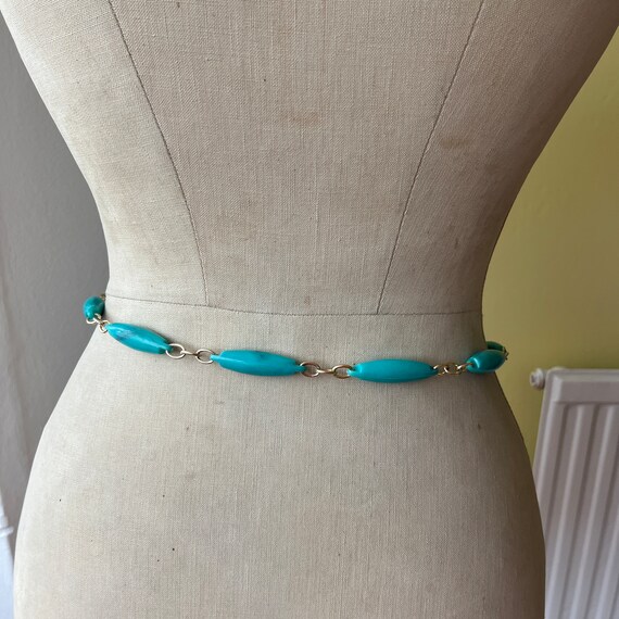 Vintage 1970s blue turquoise gold chain belt | re… - image 6
