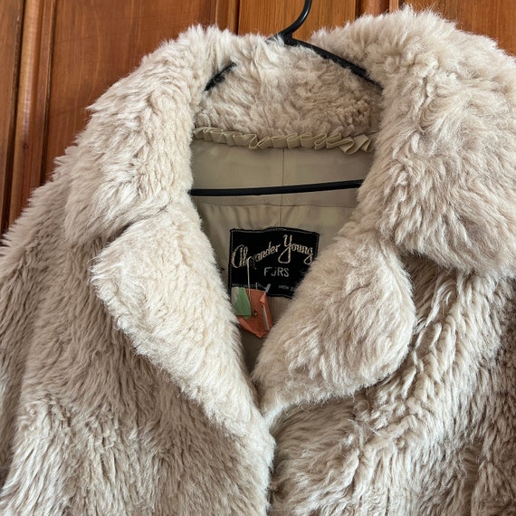 Vintage Faux Fur Cropped Cape Jacket Alexander Yo… - image 8