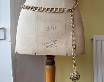 Vintage gold chunky fish charm chain belt | retro 114cm gold chain belt vintage gold body jewellery chunky chain retro jewellery belly chain