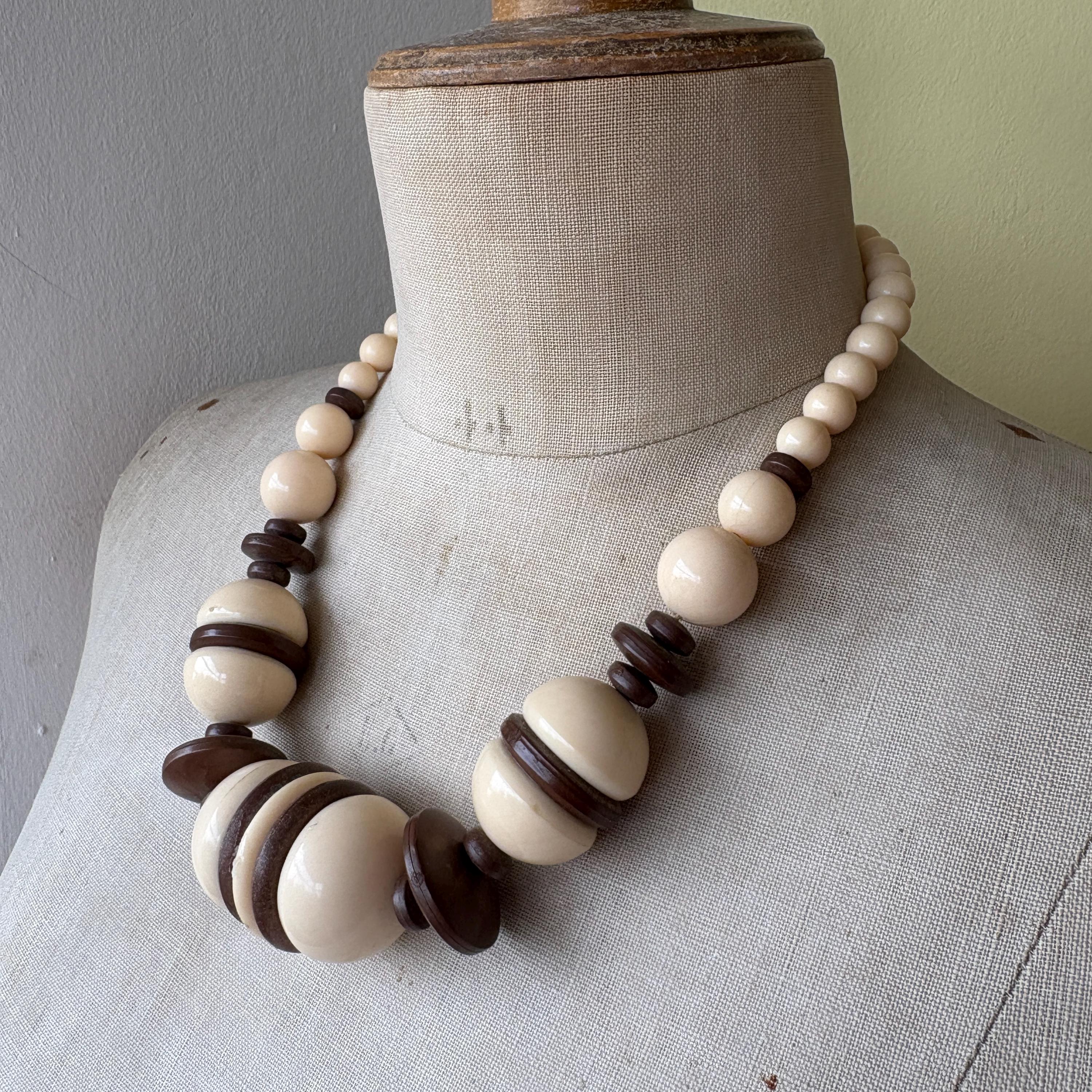 Vintage 60's and 70's Necklaces - Etsy